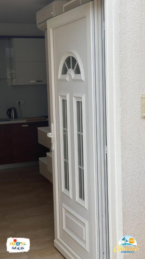 Gabrijel Apartments Makarska 1 Экстерьер фото