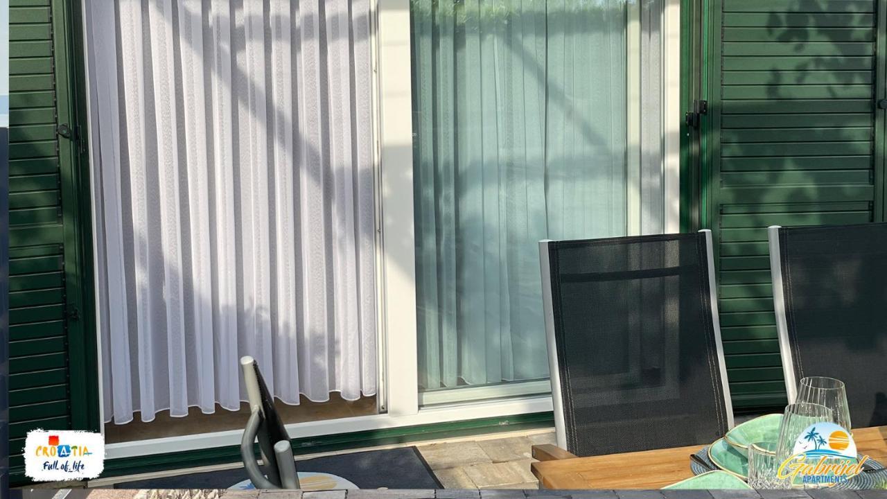 Gabrijel Apartments Makarska 1 Экстерьер фото