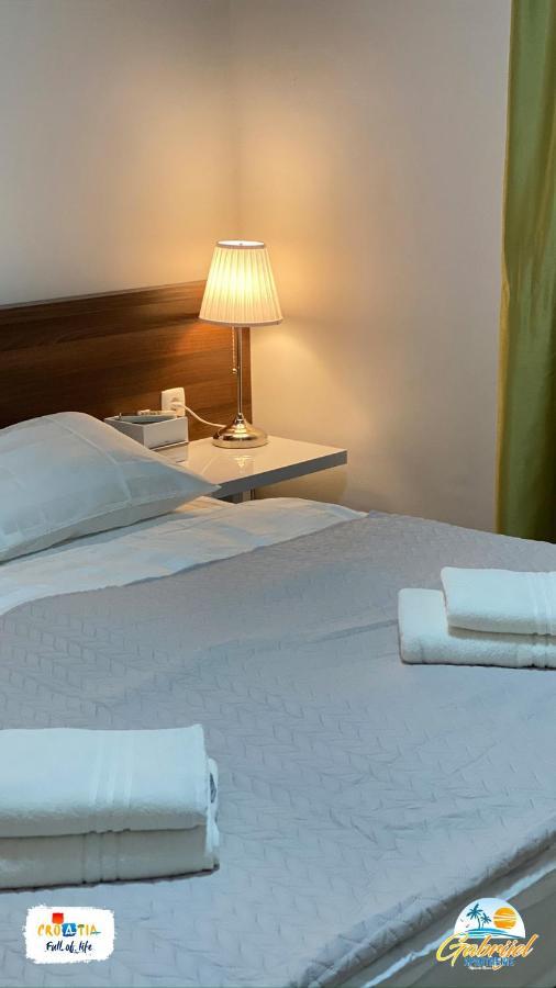 Gabrijel Apartments Makarska 1 Экстерьер фото